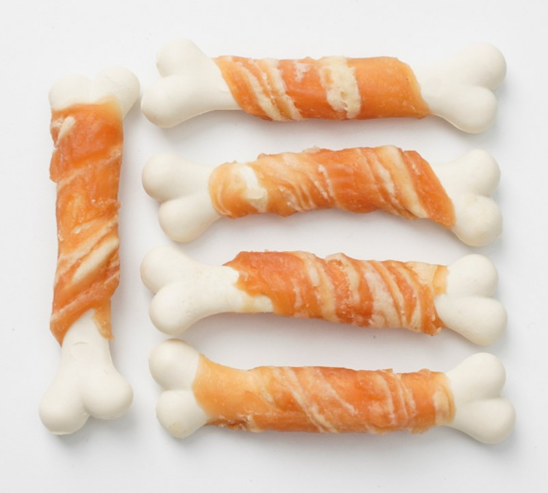 MARBLED CHICKEN WRAPPED BONES